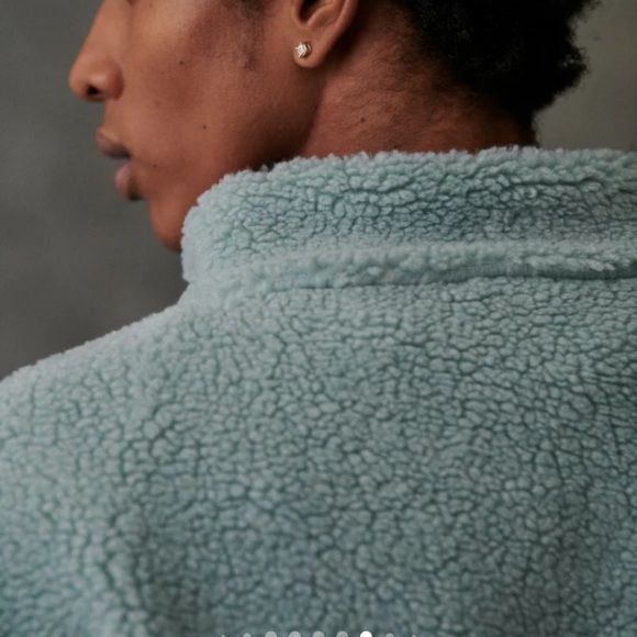 🆕 Sezane Tucker Sweatshirt in Sky Blue - Picture 3 of 5